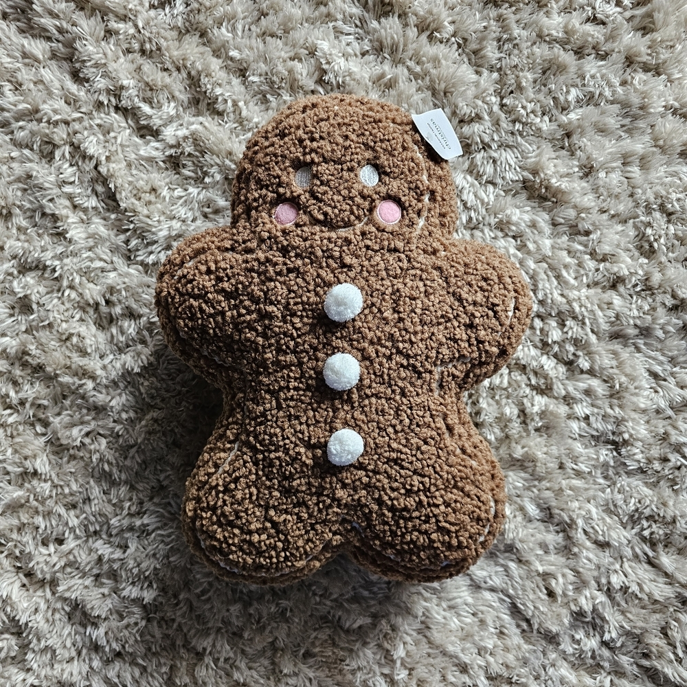 kirkland's gingerbread man pillow